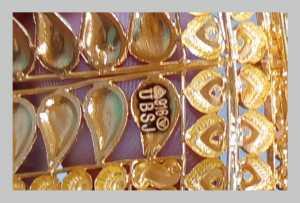 Laser engraving on gold jewelry with detailed finishing, Jewelaser, Spinks World